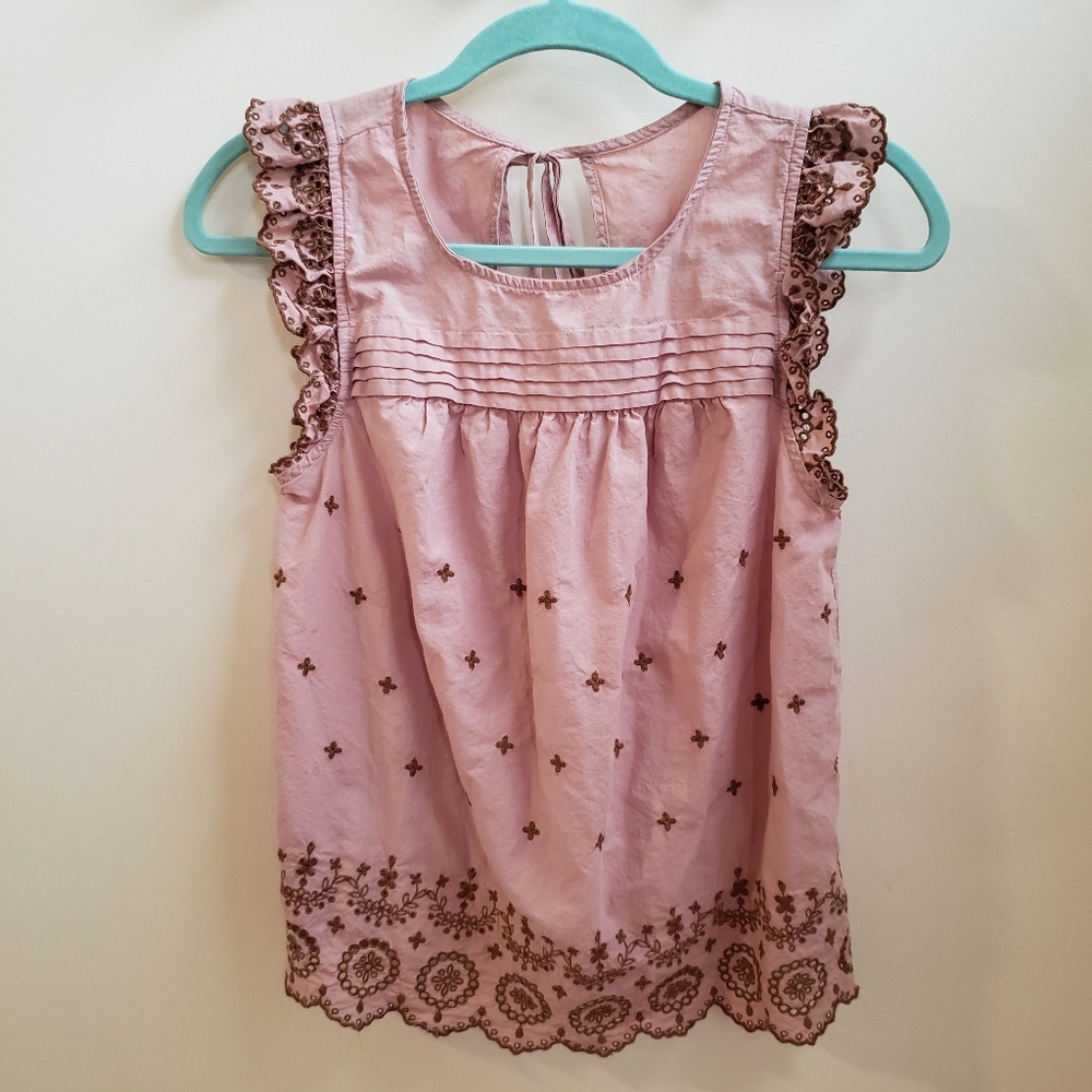 Flutter sleeve top